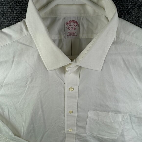 Brooks Brothers Men Non Iron Button Up Long Sleeve 17.5 36 Traditional White - Picture 1 of 16